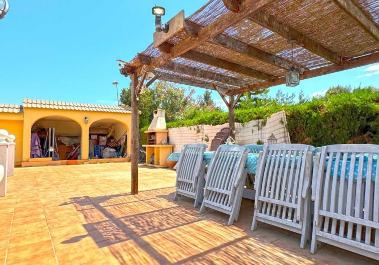 Segunda mano - villa - Torrevieja - Costa Blanca