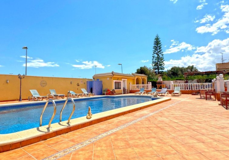Segunda mano - villa - Torrevieja - Costa Blanca