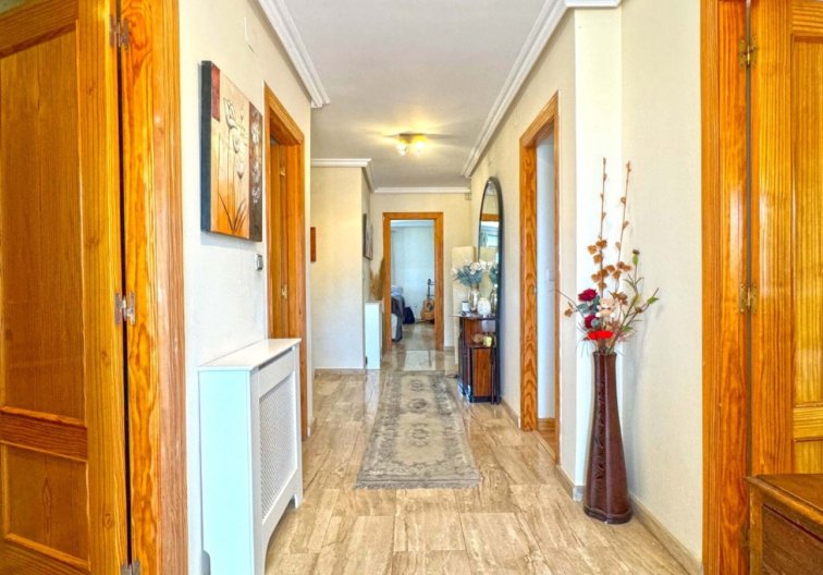 Segunda mano - villa - Torrevieja - Costa Blanca