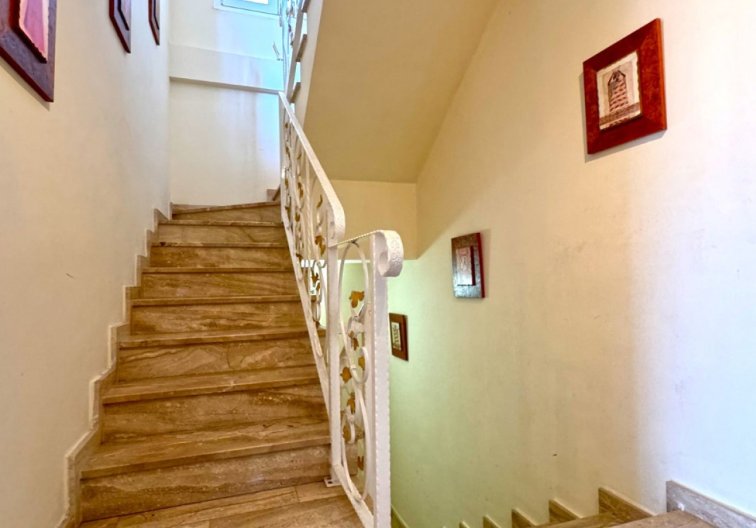 Segunda mano - villa - Torrevieja - Costa Blanca