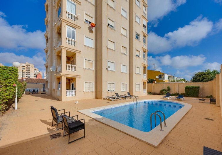 Revente - Appartement - Torrevieja - Nueva Torrevieja