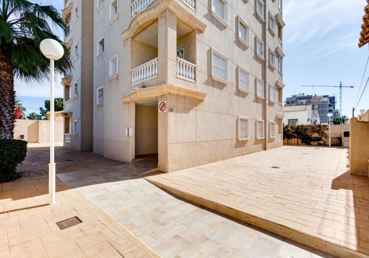 Revente - Appartement - Torrevieja - Nueva Torrevieja