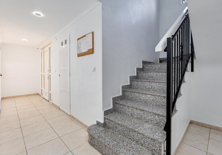 Revente - Appartement - Torrevieja - Nueva Torrevieja