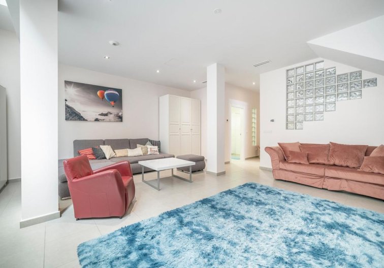 Segunda mano - villa - Torrevieja - Costa Blanca