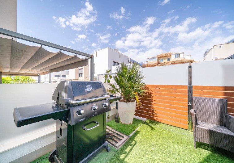 Segunda mano - villa - Torrevieja - Costa Blanca