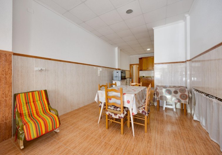 Segunda mano - Apartamento  - Torrevieja - Paseo Maritimo