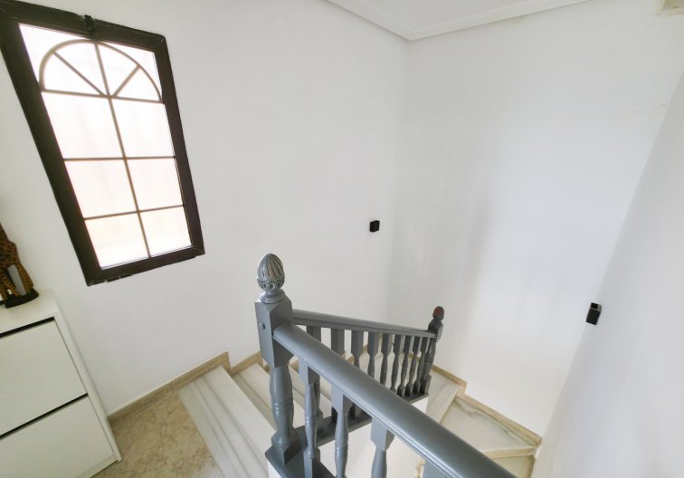 Segunda mano - villa - Villamartin - Costa Blanca