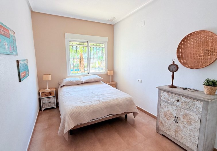 Segunda mano - villa - Catral - Costa Blanca