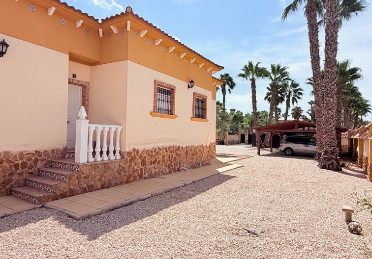 Segunda mano - villa - Catral - Costa Blanca