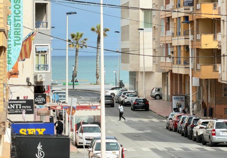 Segunda mano - Apartamento  - Torrevieja - Playa del Cura