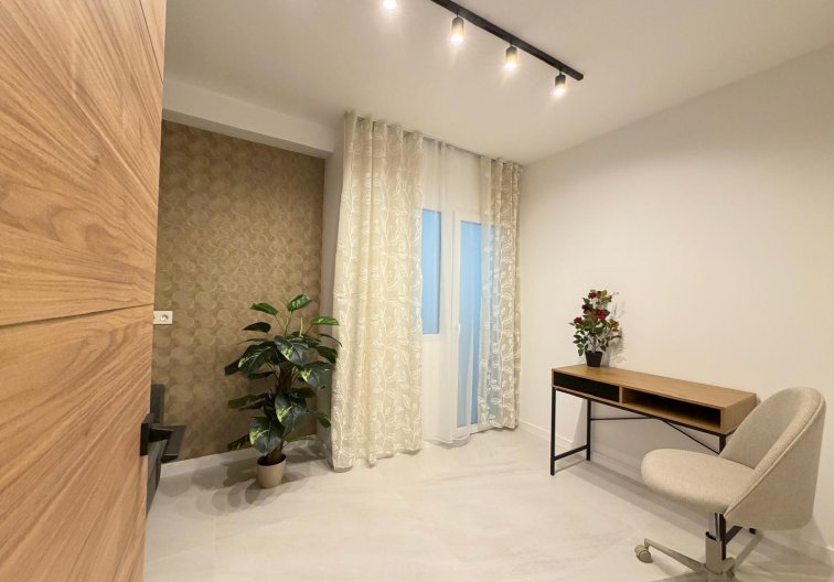 Segunda mano - Apartamento  - Torrevieja - Playa del Cura