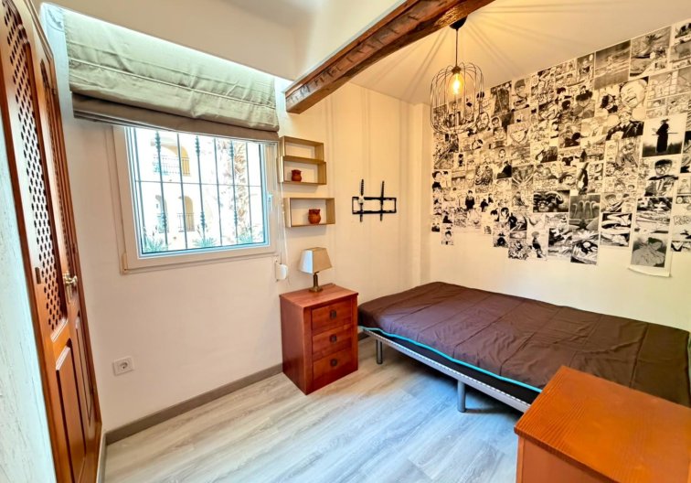 Segunda mano - Apartamento  - Torrevieja - Aldea Del Mar