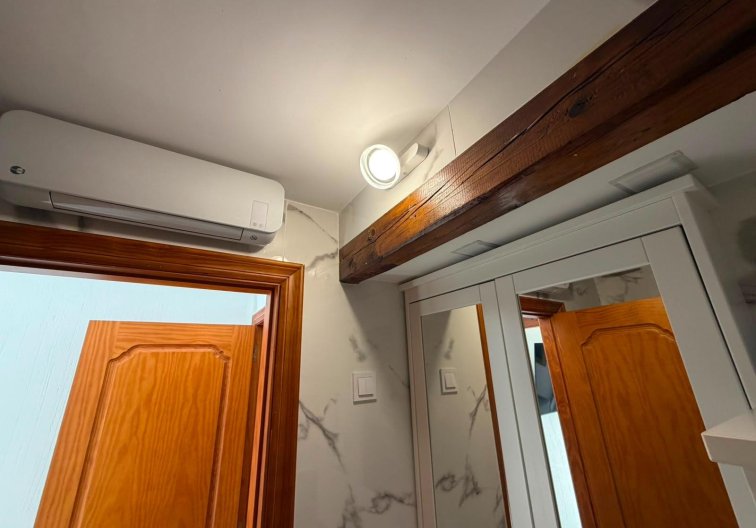Segunda mano - Apartamento  - Torrevieja - Aldea Del Mar