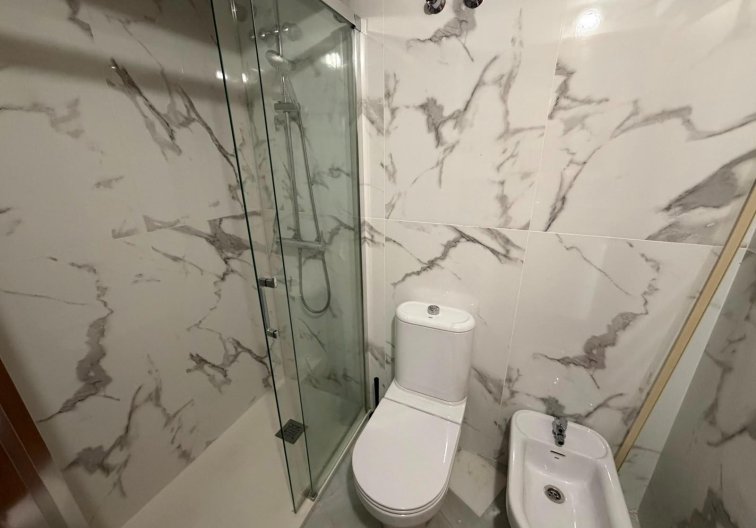 Segunda mano - Apartamento  - Torrevieja - Aldea Del Mar