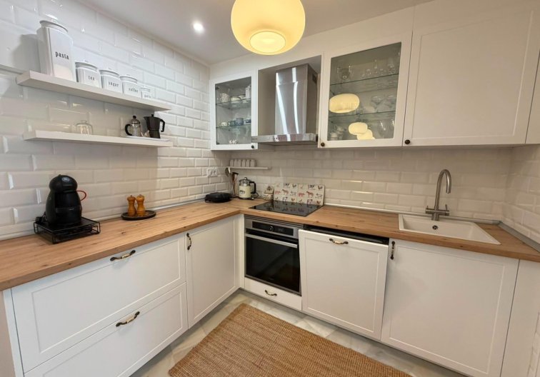 Segunda mano - Apartamento  - Torrevieja - Aldea Del Mar