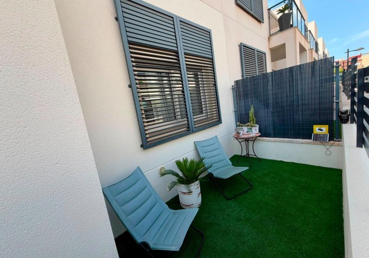 Segunda mano - Apartamento  - Torrevieja - Aguas Nuevas
