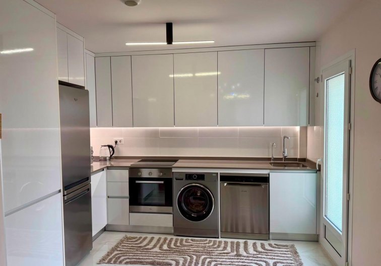 Segunda mano - Apartamento  - Torrevieja - Aguas Nuevas