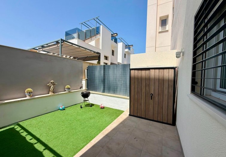 Segunda mano - Apartamento  - Torrevieja - Aguas Nuevas