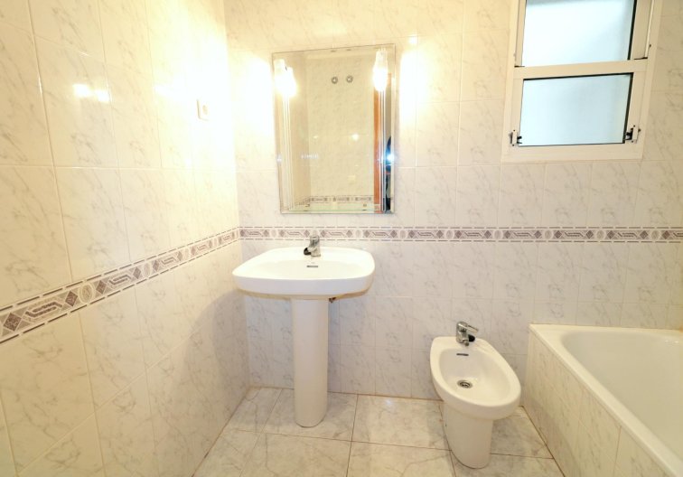 Segunda mano - Apartamento  - Torrevieja - Playa del Cura