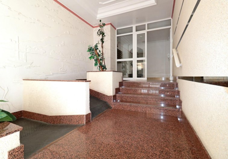 Segunda mano - Apartamento  - Torrevieja - Playa del Cura