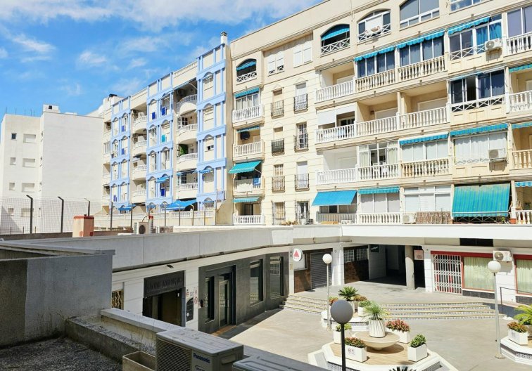 Segunda mano - Apartamento  - Torrevieja - Playa de los Locos