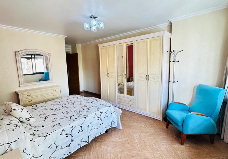 Segunda mano - Apartamento  - Torrevieja - Centro