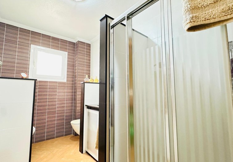 Segunda mano - Apartamento  - Torrevieja - Centro