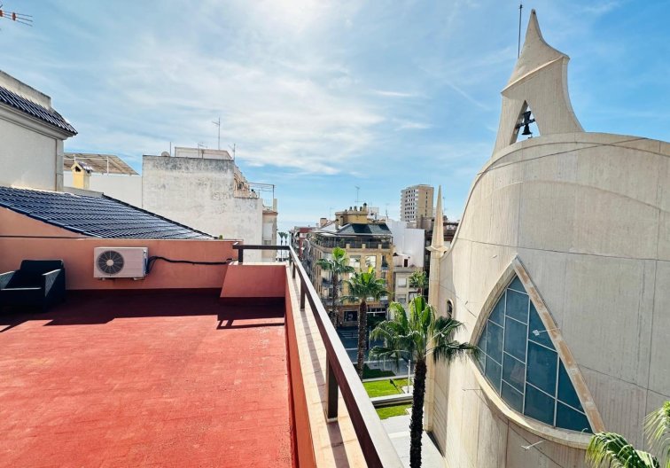 Segunda mano - Apartamento  - Torrevieja - Centro