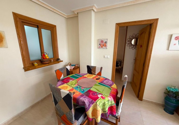 Segunda mano - Apartamento  - Torrevieja - Estacion De Autobuses