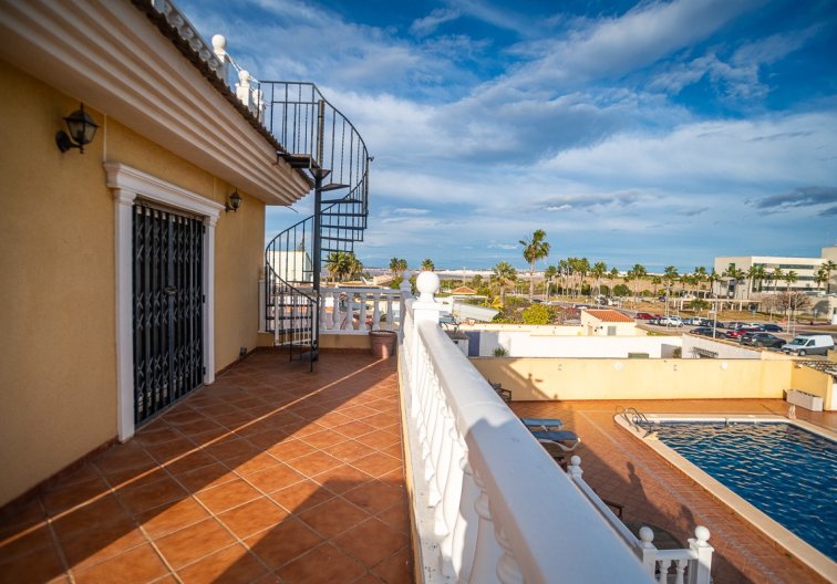 Segunda mano - villa - Torrevieja - Costa Blanca