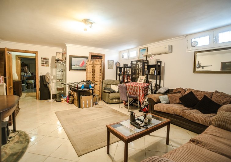 Segunda mano - villa - Torrevieja - Costa Blanca