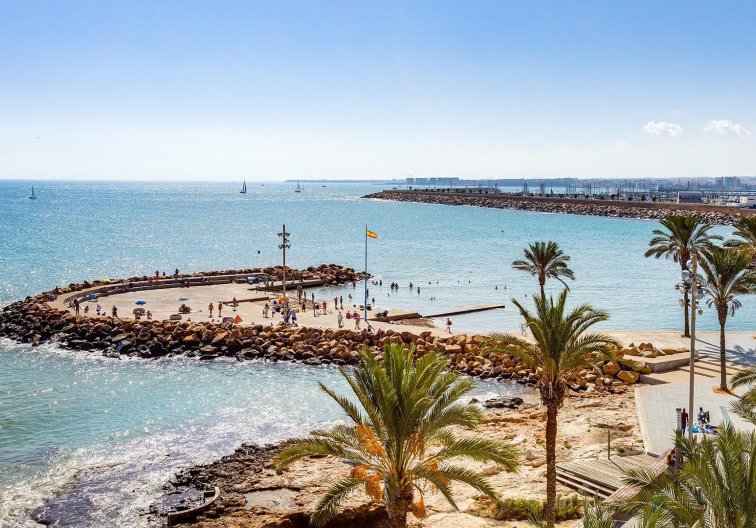 Segunda mano - Apartamento  - Torrevieja - Centro