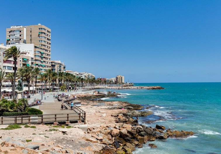 Segunda mano - Apartamento  - Torrevieja - Centro