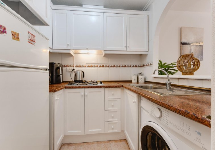 Segunda mano - Apartamento  - Torrevieja - Centro