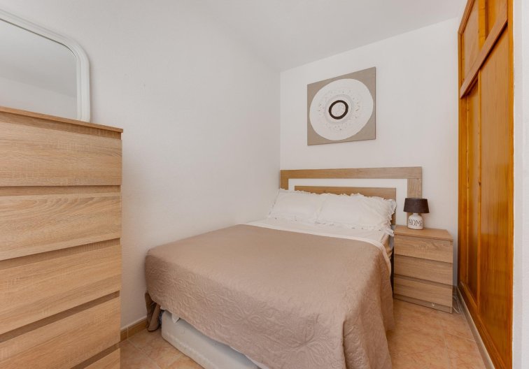 Segunda mano - Apartamento  - Torrevieja - Centro