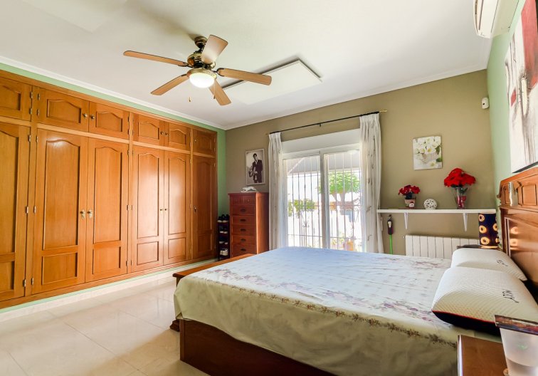 Segunda mano - villa - Catral - Costa Blanca