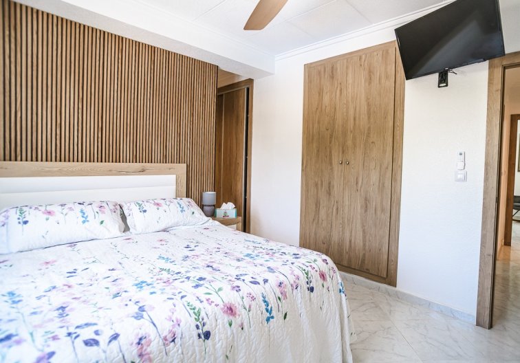 Segunda mano - villa - La Marina - Costa Blanca