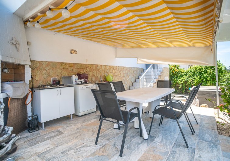 Segunda mano - villa - La Marina - Costa Blanca