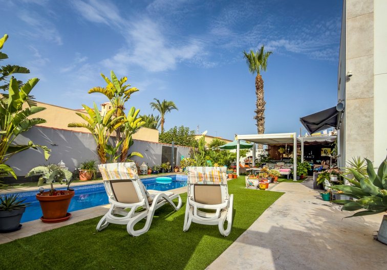 Segunda mano - villa - Torrevieja - Costa Blanca
