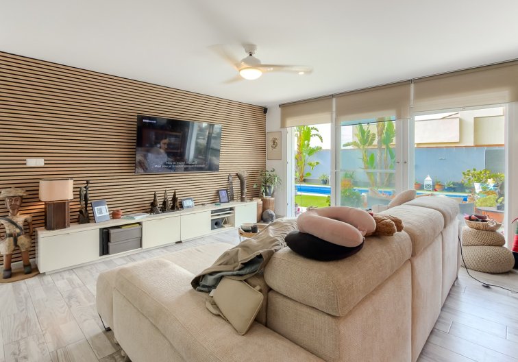 Segunda mano - villa - Torrevieja - Costa Blanca