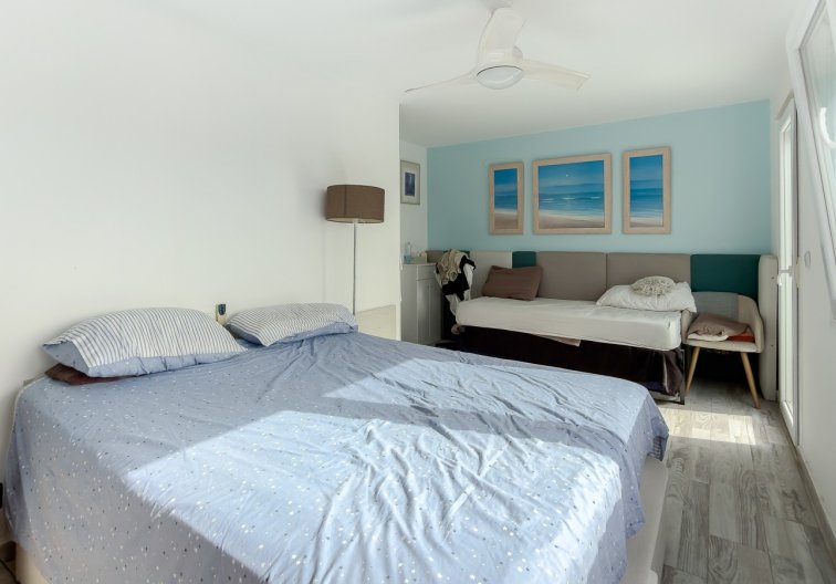 Segunda mano - villa - Torrevieja - Costa Blanca