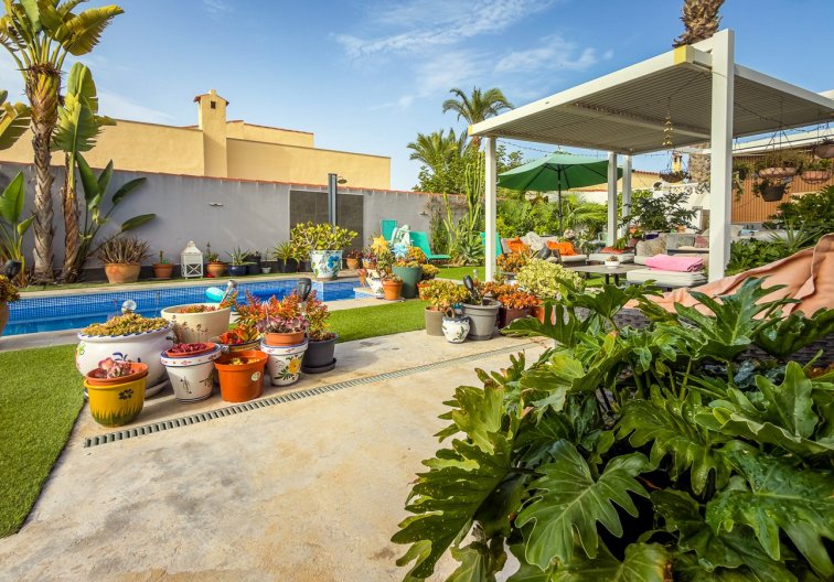 Segunda mano - villa - Torrevieja - Costa Blanca