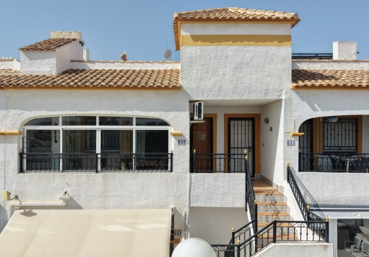 Segunda mano - Apartamento  - Vistabella Golf Entre Naranjos - Inland