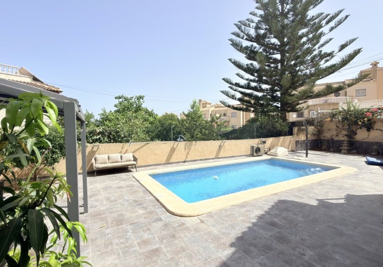Segunda mano - villa - Orihuela Costa - Costa Blanca
