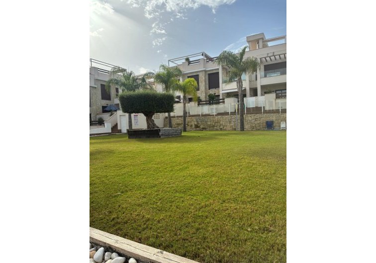 Segunda mano - Apartamento  - Torrevieja - Los Balcones 
