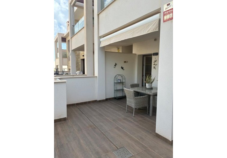 Segunda mano - Apartamento  - Torrevieja - Los Balcones 
