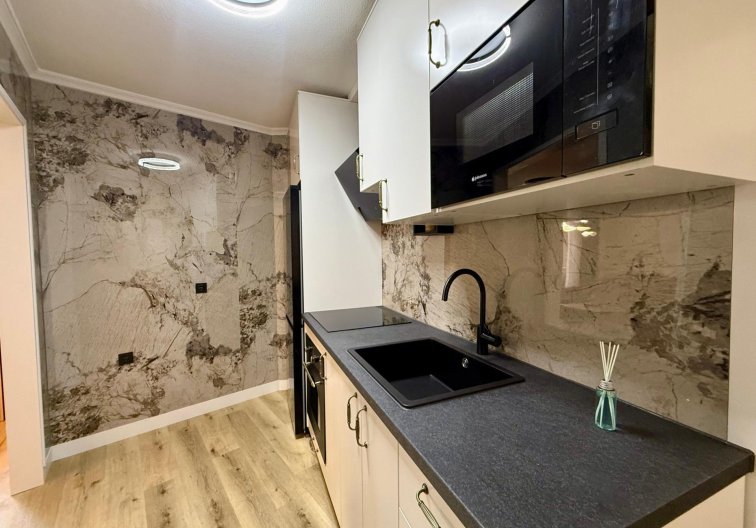 Segunda mano - Apartamento  - Torrevieja - Playa del Cura