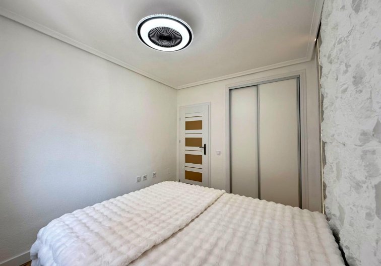 Segunda mano - Apartamento  - Torrevieja - Playa del Cura