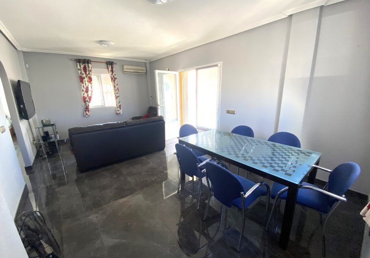 Segunda mano - villa - La Zenia - Costa Blanca