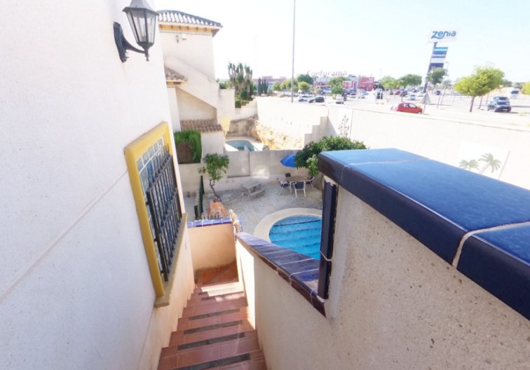 Segunda mano - villa - La Zenia - Costa Blanca